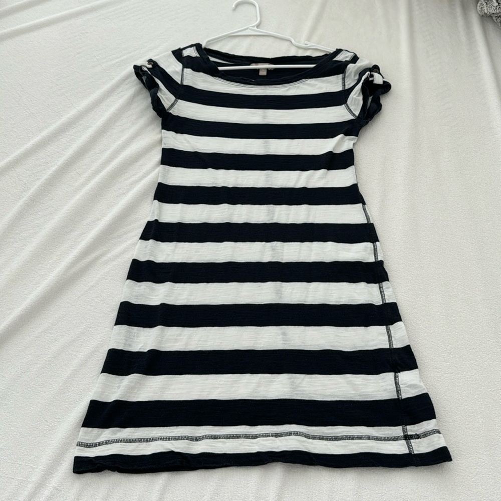 Size XS Banana Republic Striped Dress